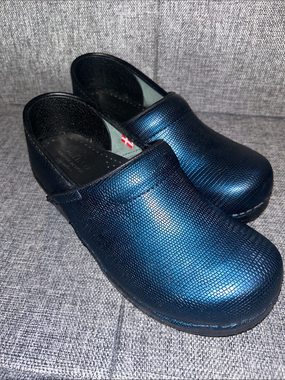 NEW - Sanita Metallic Navy Blue Women's Slip-On Clogs